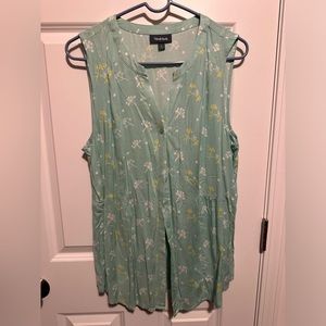 Modcloth Casual sleeveless blouse size Large